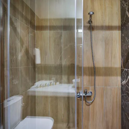 Aparthotel Agreste Luxury 2*