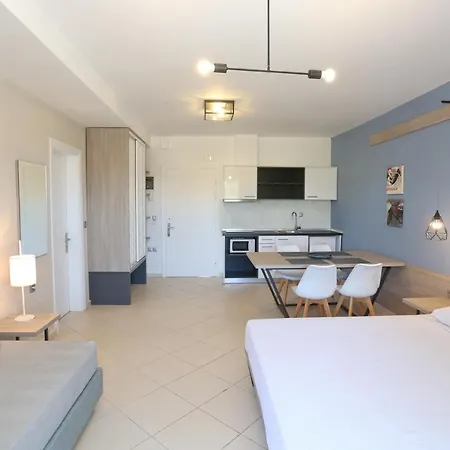 Ξενοδοχείο με διαμερίσματα Agreste Luxury 4*